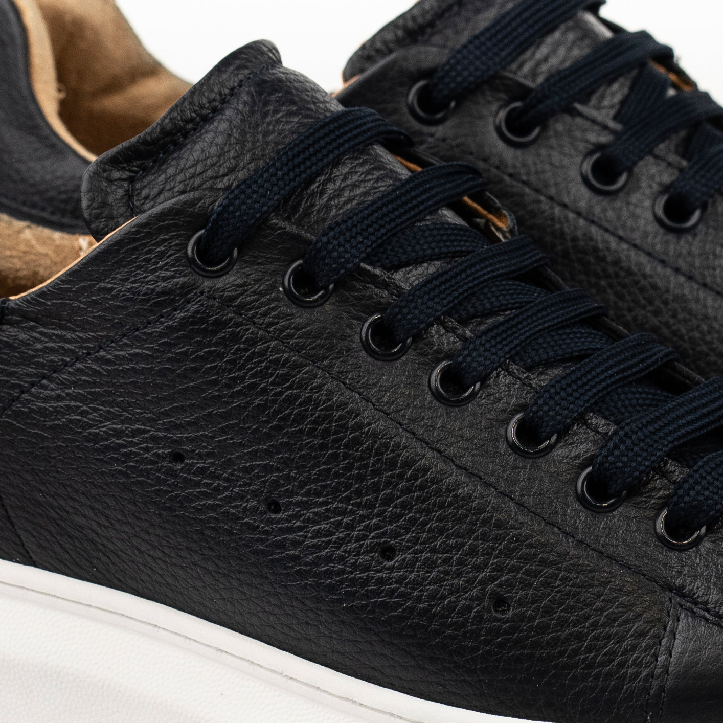 Sneakers mod. MQ