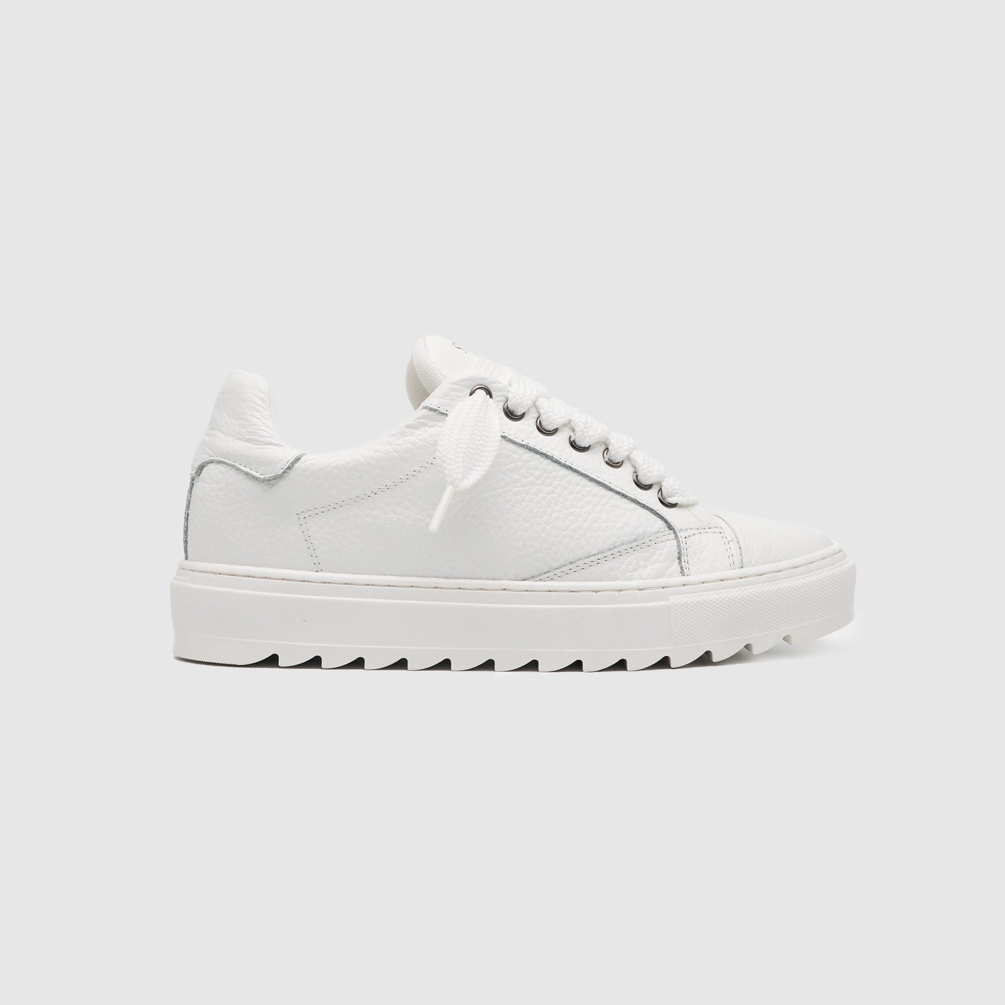 StrikeOne - White Leather